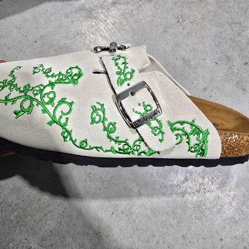 White Vinefyre Walkers