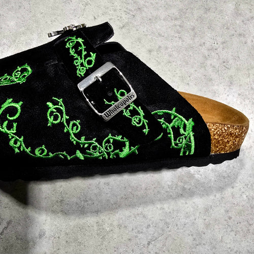 Black Vinefyre Walkers